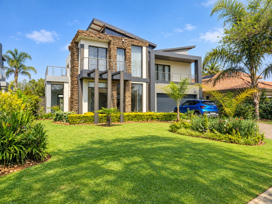 To Let 4 Bedroom Property for Rent in The Islands Estates North West